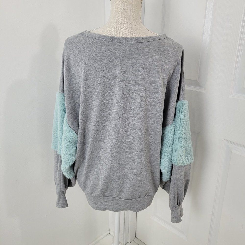 Umgee Sweatshirt Womens S Gray Fuzzy Fur Sleeve Oversized Pullover Lounge - Picture 13 of 14